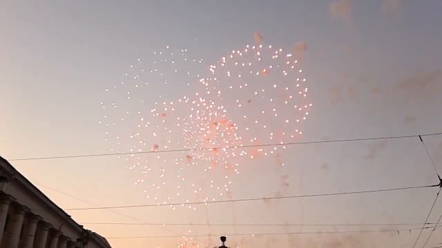 Салют на день города СПб смотреть онлайн