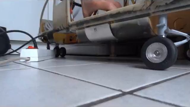 1er test marchepieds.wmv смотреть онлайн