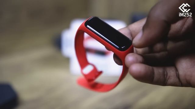 Horey ma u aragtay saacaddan yar? Wax ka ogow hadda Galaxy Fit 2 смотреть онлайн