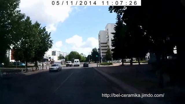 Бобруйск. Улица Урицкого с заездом на Береговую. באברויסק. גאס וריקקאגא.