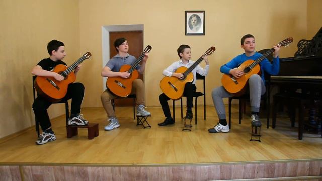 Квартет гітаристів "Лєго", перуанська нар. мелодія "El Condor Pasa" смотреть онлайн