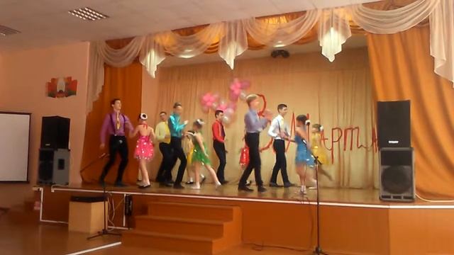 Школа Россь номер 1 праздник 8 марта смотреть онлайн