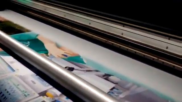 Тестовая печать на полиэтилене Vutek GS3200 смотреть онлайн