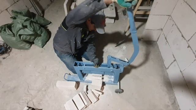 Гильотина Batmatic для резки блоков, брусчатки, камня, кирпича, газобетонных блоков смотреть онлайн