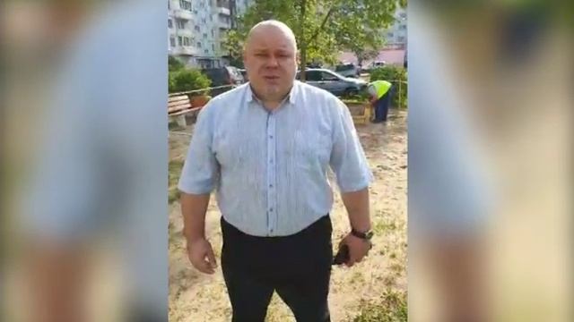 В Ярославле устраняют недостатки на детских игровых площадках смотреть онлайн