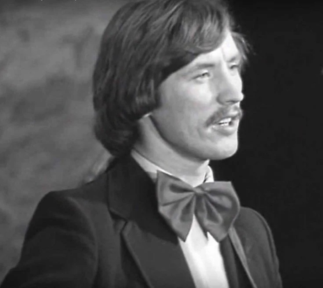 ВИА Синяя птица Там где Клён шумит смотреть онлайн