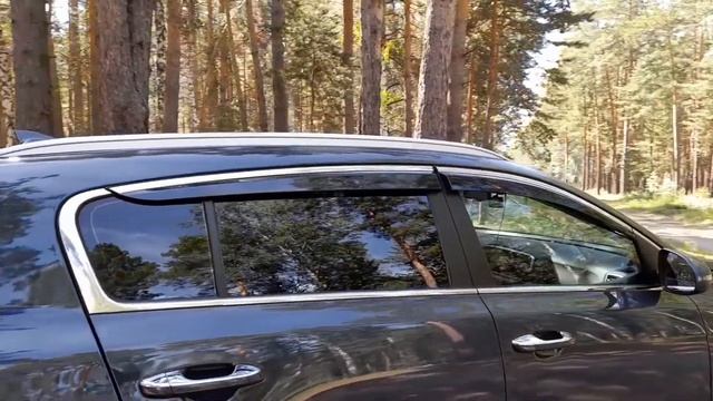 Дефлекторы окон Kia Sportage 4, с хром молдингом.
