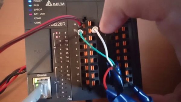 DELTA ПЛК AS228R-A подключение энкодера.mp4