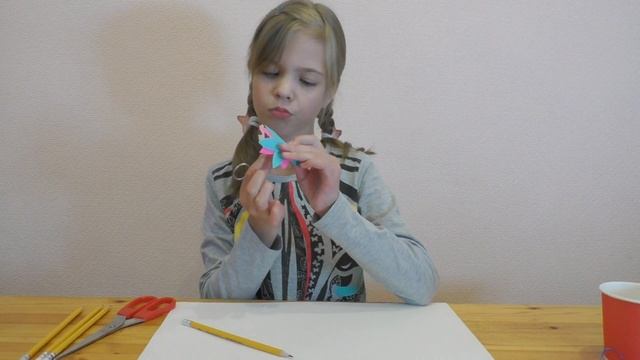 Цветы из бумаги и карандашей своими руками. Весенние поделки. Подарок маме. смотреть онлайн