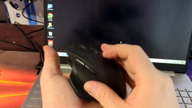 Как подключить беспроводную мышку к ноутбуку.