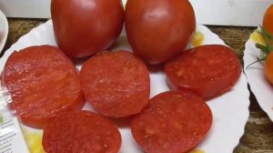 Томат Задница обезьяны. Вкусный, мясистый, совсем без семян - сплошное томатное мясо! Дегустация.