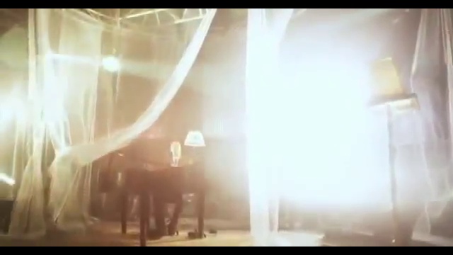 Mustafa Ceceli - Tenlerin Seçimi (Klip)