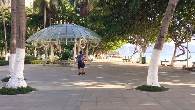 Đường phố gần bãi biển Trần Phú - Nha Trang ko thua kém Q.1 Sài Gòn | MAI TIỀN GIANG |#22 смотреть онлайн