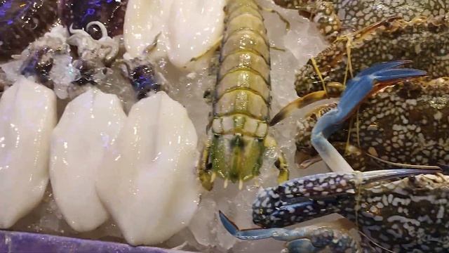 Тайские каникулы | Обзор отеля SUGAR MARINA RESORT ART | Ночные улицы Таиланда | Пляж Карон смотреть онлайн