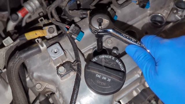 Замена свечей згорания на Kia Niro 1.6 гибрид 2019 г. смотреть онлайн