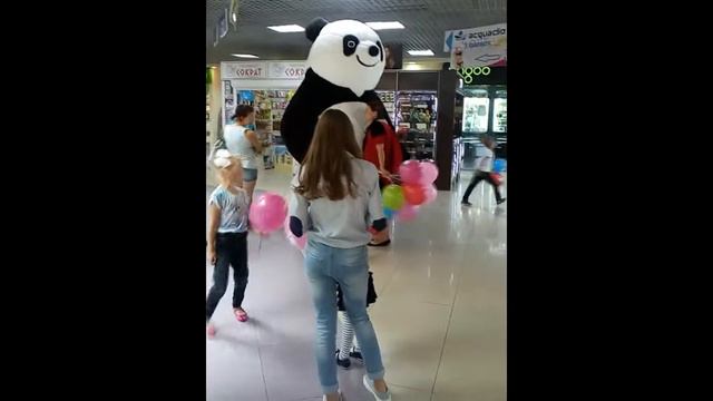 Панда убегает от детей смотреть онлайн
