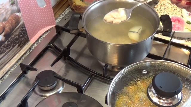 КАК ПРИГОТОВИТЬ ВКУСНЫЙ ГРИБНОЙ СУП, РЕЦЕПТ ПОСТНОГО БЛЮДА смотреть онлайн