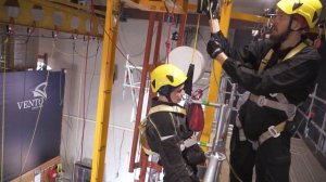 САПСАН спасательное устройство с подъемным механизмом. Спасение из зависания на страховочной систем