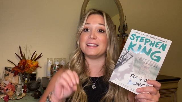 Stephen King Book Recommendations for Beginners || The Constantly Reading Book Club смотреть онлайн