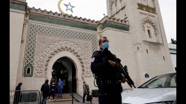 Во Франции закрыли 21 мечеть смотреть онлайн