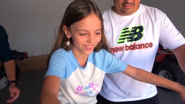 День народження Насті 10 років ПОДАРУНКИ та вечірка My little Nastya смотреть онлайн