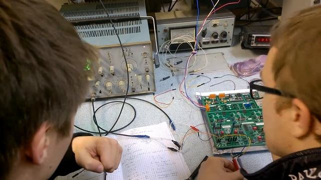 Лабораторные работы по аналоговой схемотехнике на плате ASLK-PRO. смотреть онлайн