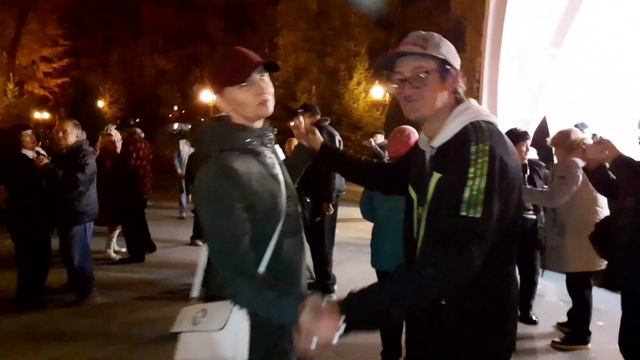Я СТАНУ СОЛНЦЕМ ДЛЯ ТЕБЯ, Я СТАНУ СВЕТОМ!???/ТАНЦЫ В ПАРКЕ ГОРЬКОГО ХАРЬКОВ ОКТЯБРЬ 2021 смотреть онлайн