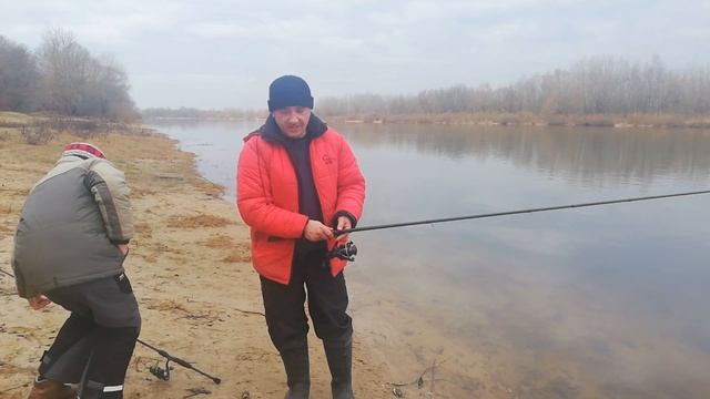 Спиннинг из фидера за 3 минуты! смотреть онлайн