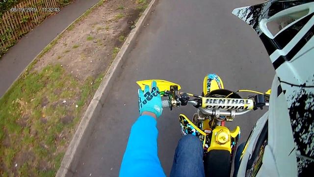 Suzuki rm 85 road legal street ride смотреть онлайн