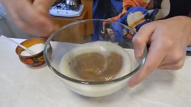 Плотный завтрак Рыбака. Омлет с Икрой Карася смотреть онлайн