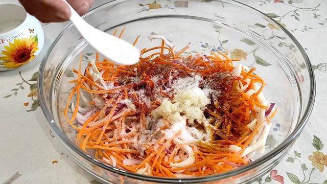 Салат из кальмаров по корейски. смотреть онлайн