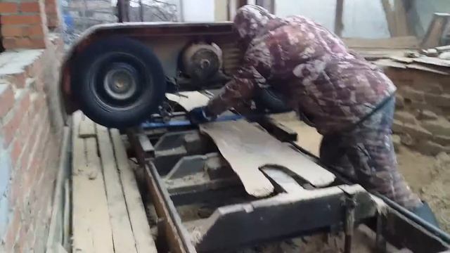 Пилорама VS гриндер ( ШЛПС ) смотреть онлайн