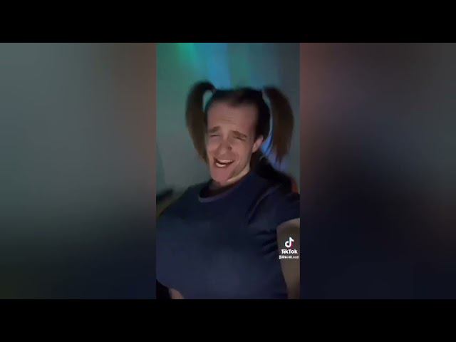 Йасадукетемя наоборот, я ме теку да сай в исполнение мужика с сиськами смотреть онлайн