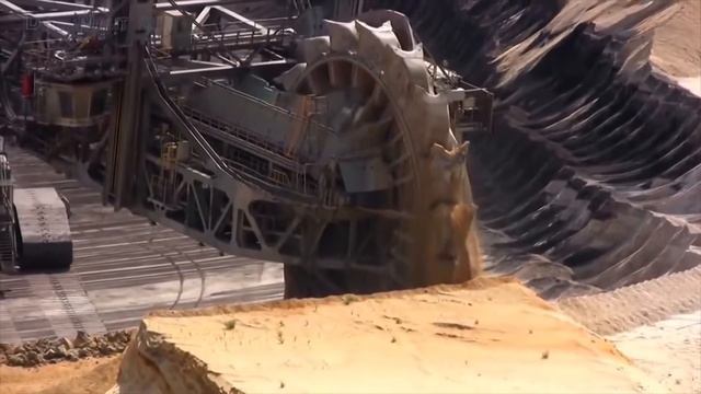 САМАЯ БОЛЬШАЯ ТЕХНИКА В МИРЕ смотреть онлайн