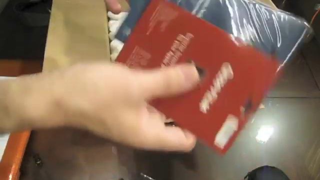iKit and iQase Unboxing and Giveaway 2/24/10 смотреть онлайн