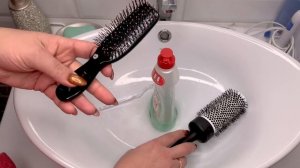 Как правильно мыть расчёски? Моем расчёски дома.