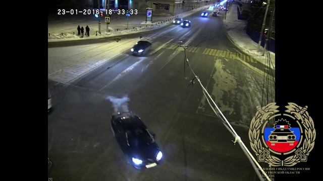 В Твери ВАЗ столкнулся с иномаркой, 23.01.16 г. смотреть онлайн