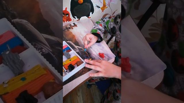 Лепим из пластилина. РЭД ЭНГРИ БЕРДС РЫЦАРЬ. смотреть онлайн
