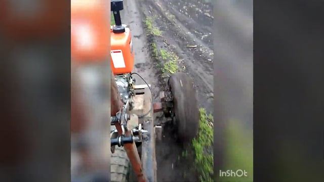 Самодельный минитрактор ( испытания проходимости ) смотреть онлайн