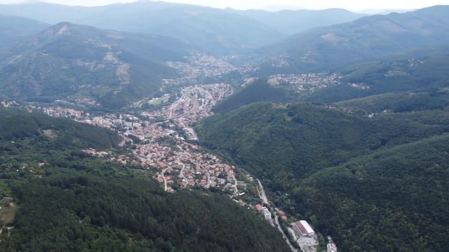 Десет километра полет със Dji mini 2. смотреть онлайн