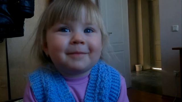 Smile Of A Child ^^ Милый ребёнок считает до 10 )))))