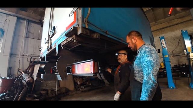 Обшил кузов, повесил запаски на раму и многое другое #работа #дальнобой #газель #некст #ремонт смотреть онлайн