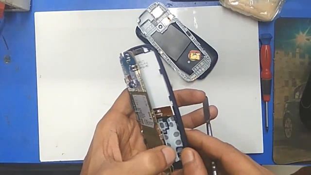 NEW Nokia 3310 (2018) Teardown Disassembly | Inside look смотреть онлайн