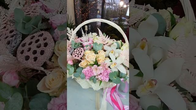 КОРЗИНА ЦВЕТОВ #цветыворонеж #корзинацветов #доставкацветов #воронеждоставка смотреть онлайн