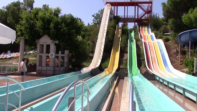 Аквапарк (HD) смотреть онлайн