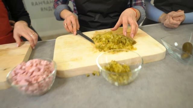 Beloe Zlato Kitchen - Оливье Новогодний салат | - Olivier Russian Salad |