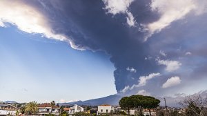 Этна удивила необычным извержением