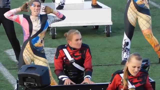 Лицо пианистки во время выступления шокировало людей смотреть онлайн