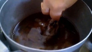 Ускоренная  прикольная очистка перепела от перьев  .