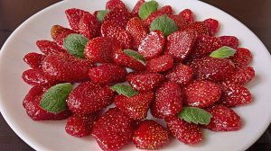 Цукаты из клубники. Вместо конфет